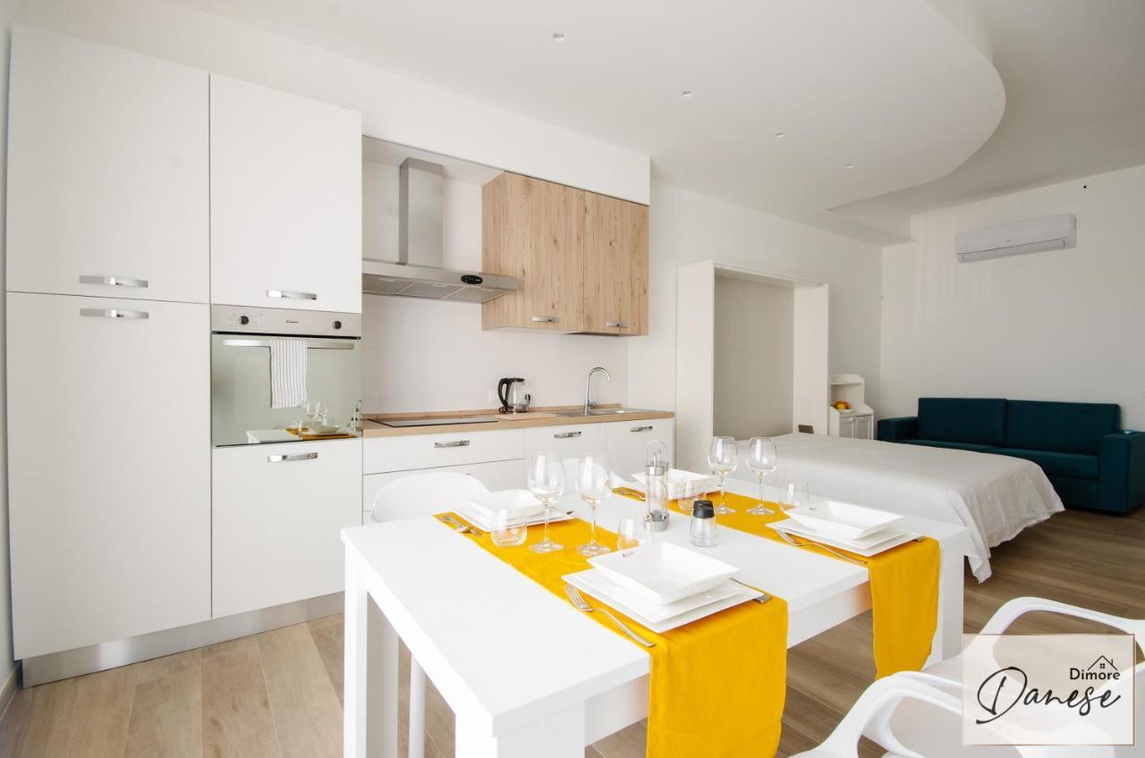 Dimore Danese Apartment Monopoli Bagian luar foto